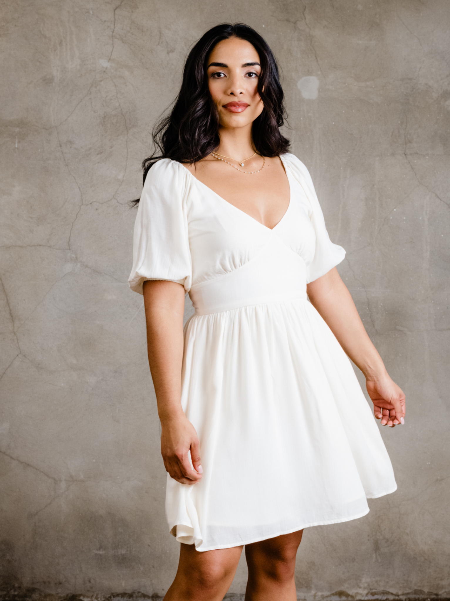 beautiful sustainable white dress perfect for summer and summer vacation